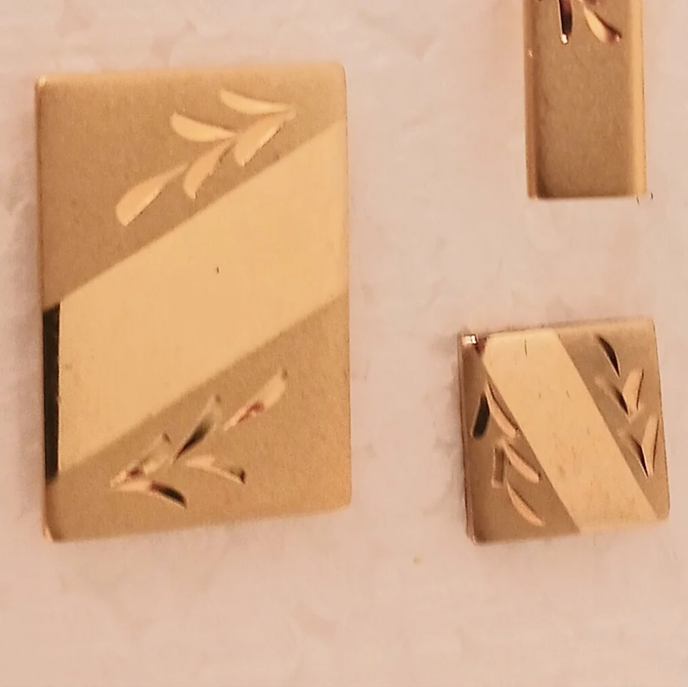 Cufflinks, Cuff Links, Tie Clip Bar, Tie Tack, Quality Mid-Century Gold Tone
